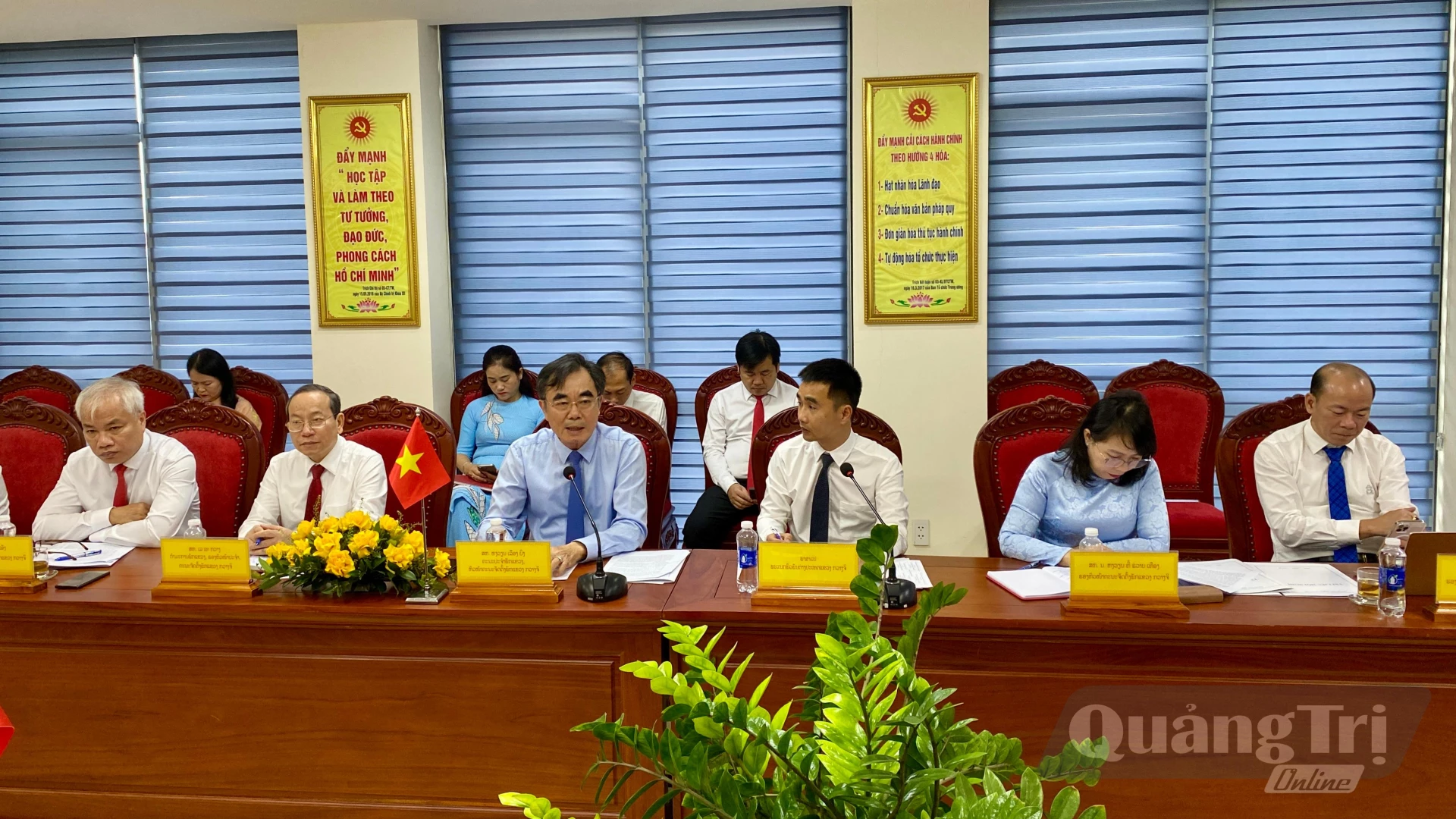 Các đại biểu tỉnh Quảng trị dự buổi hội đàm - Ảnh: H.N