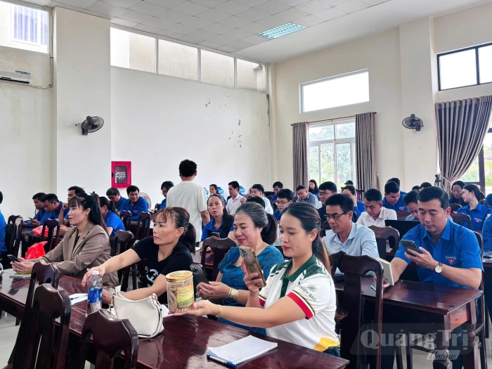 Thanh niên Quảng Trị đồng hành số hóa nông sản địa phương
