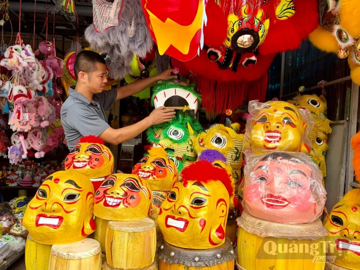 Đa dạng hàng hóa dịp Tết Trung thu