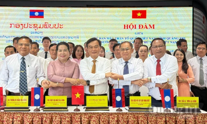 Hội đàm giữa Ủy ban MTTQ Việt Nam tỉnh Quảng Trị với Mặt trận Lào xây dựng đất nước 4 tỉnh của Lào