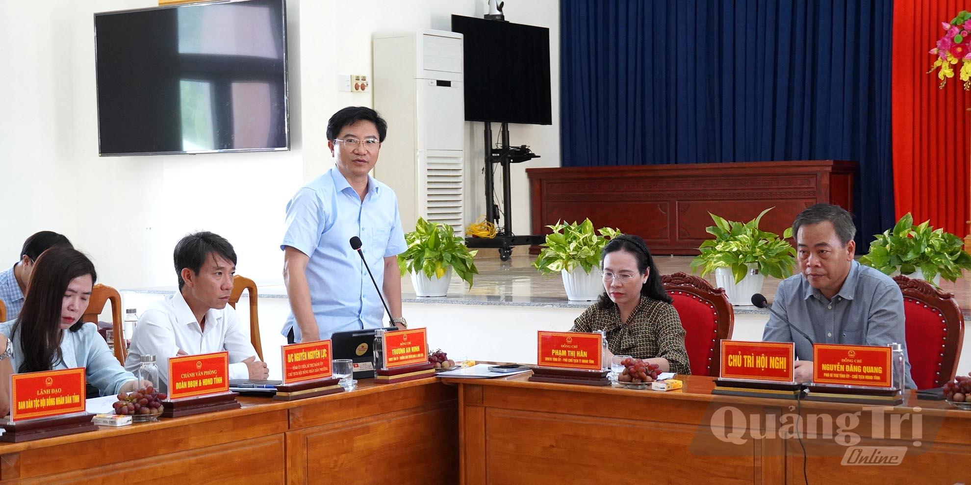Đồng chí Chủ tịch HĐND tỉnh Nguyễn Đăng Quang kết luận buổi làm việc - Ảnh: C.H
