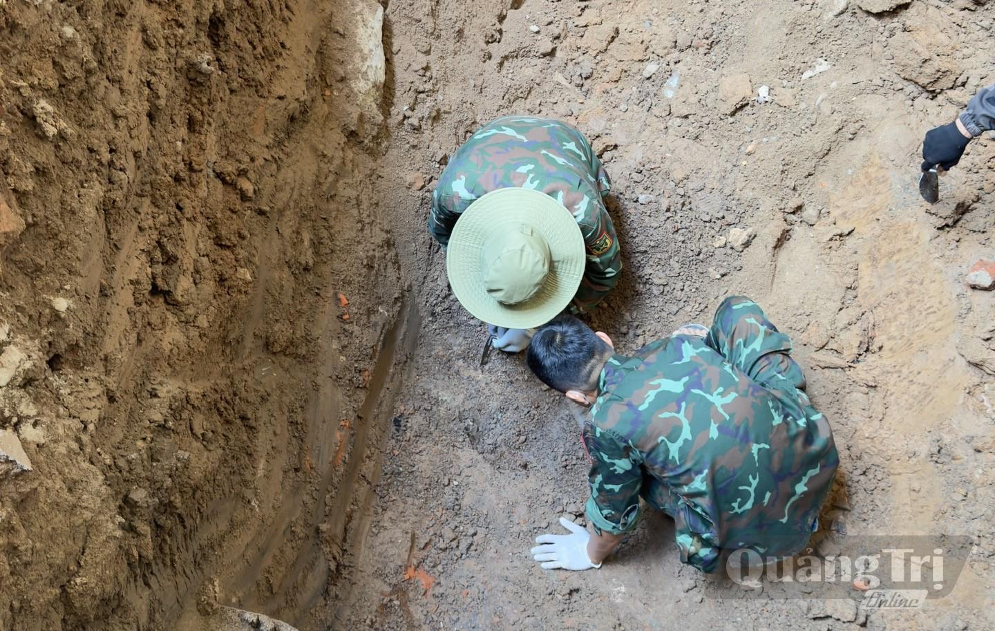 Đội Tìm kiếm, quy tập hài cốt liệt sĩ số 2, Phòng Chính trị, Bộ CHQS tỉnh Quảng Trị quy tập thêm 01 hài cốt tại khu phố Thành Cổ, phường Quảng Trị,