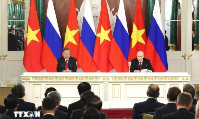Tổng Bí thư, Chủ tịch nước Tô Lâm và Tổng thống Nga Putin phát biểu với báo chí