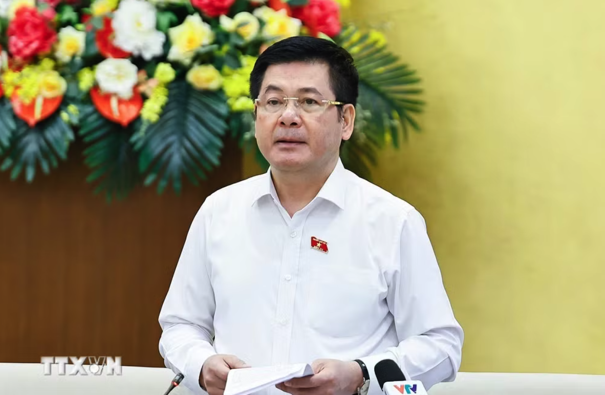 Phó Chủ tịch Quốc hội Nguyễn Hồng Diên phát biểu. (Ảnh: Doãn Tấn/TTXVN)
