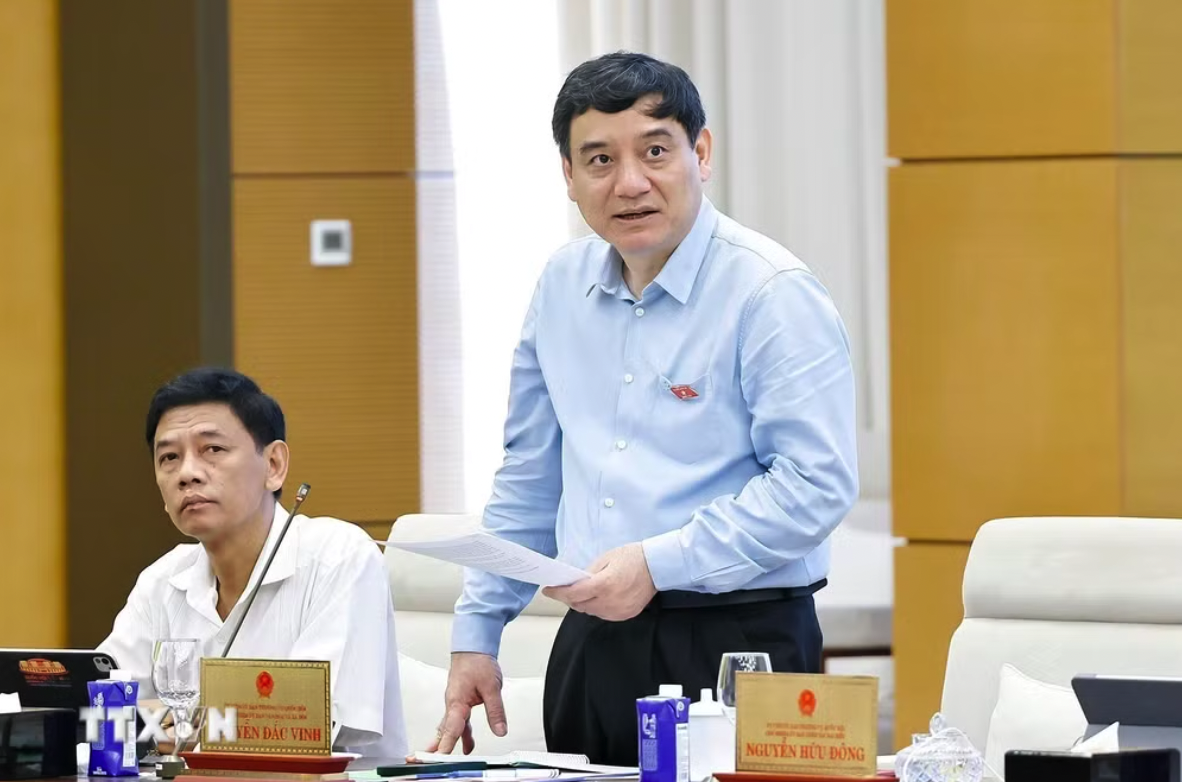 Chủ nhiệm Ủy ban Văn hóa và Xã hội của Quốc hội Nguyễn Đắc Vinh phát biểu. (Ảnh: Doãn Tấn/TTXVN)