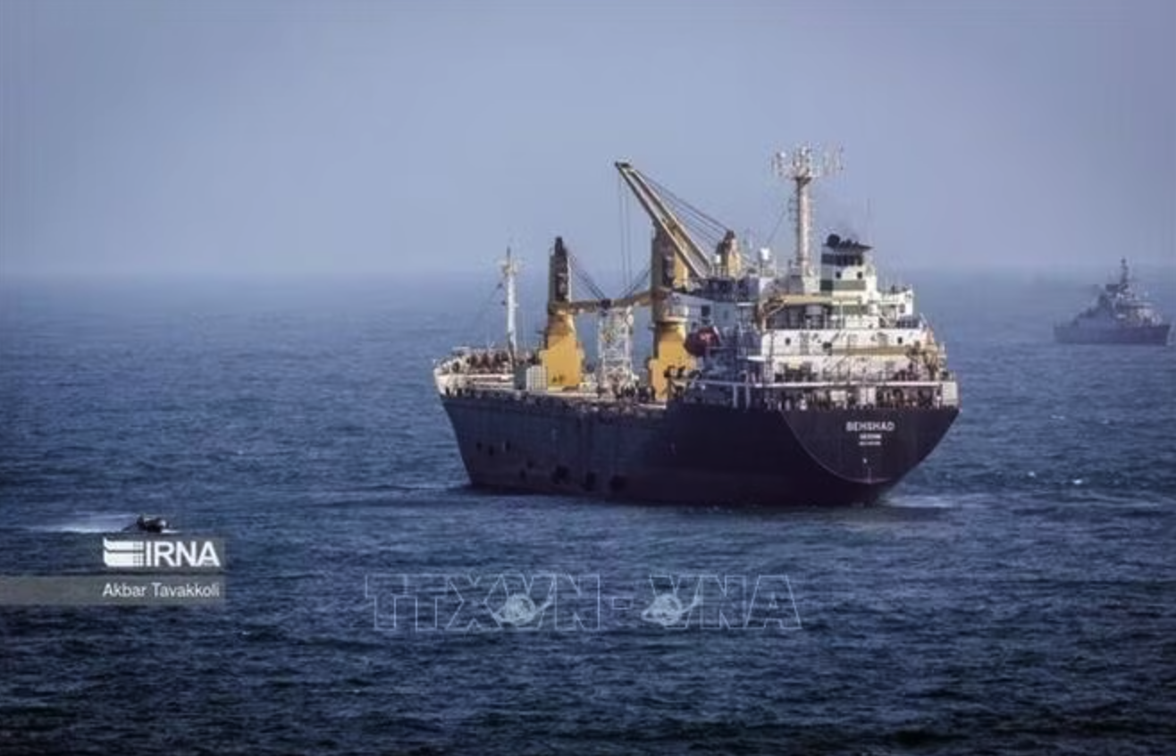 Tàu thuyền di chuyển trên Biển Đỏ. Ảnh: IRNA/TTXVN