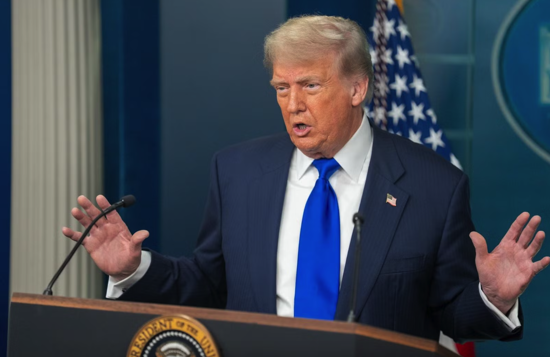 Tổng thống Mỹ Donald Trump trong cuộc họp báo tại Washington, D.C. Ảnh: THX/TTXVN