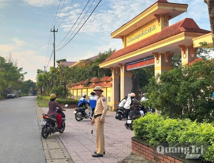Bảo đảm an toàn giao thông trong năm học mới        