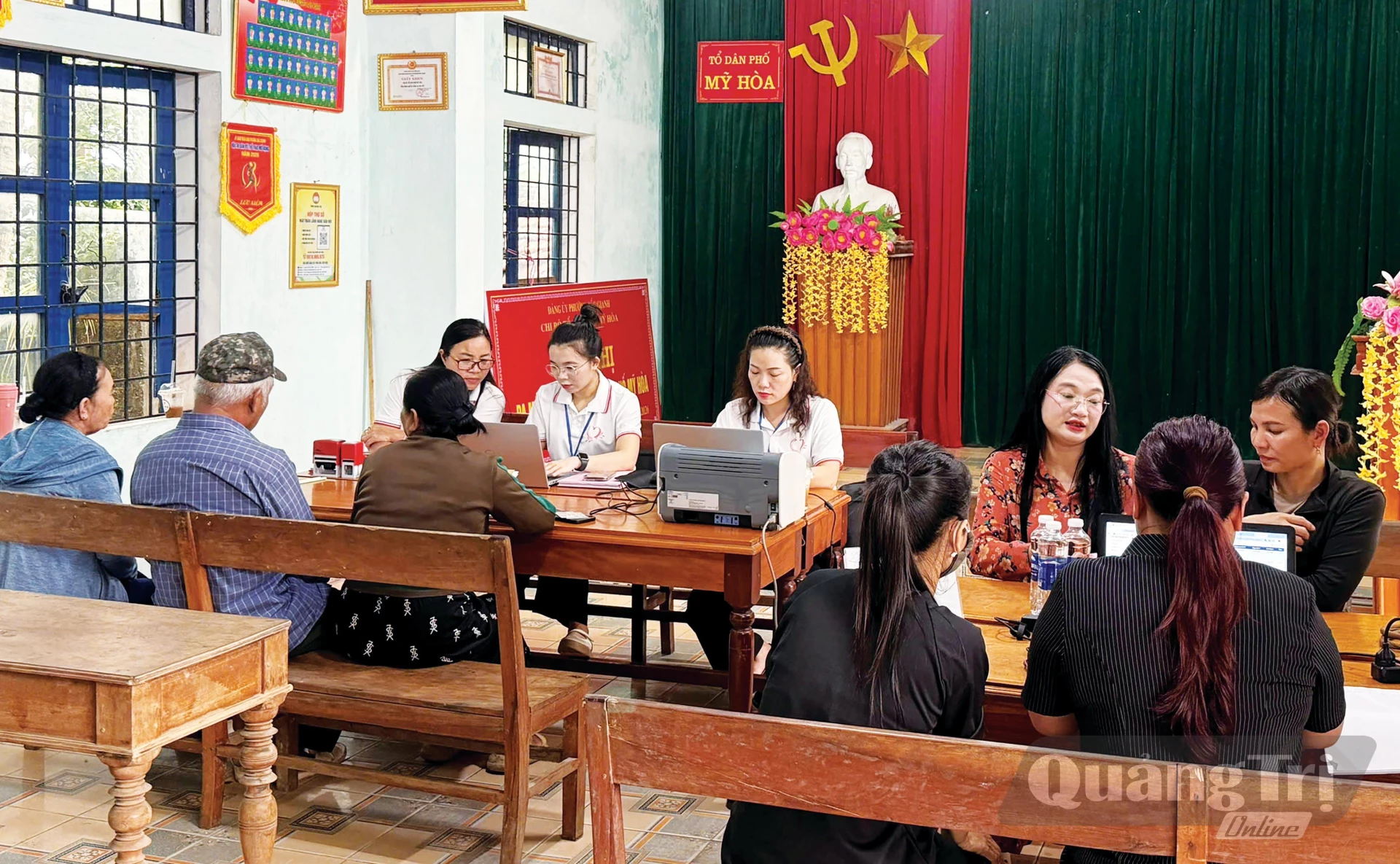Mô hình “Ngày thứ 7: Chính quyền tận tâm-Người dân thuận tiện” được UBND phường Bắc Gianh tổ chức lưu động sáng 19/9/2026 tại tổ dân phố Mỹ Hòa - Ảnh: H.L