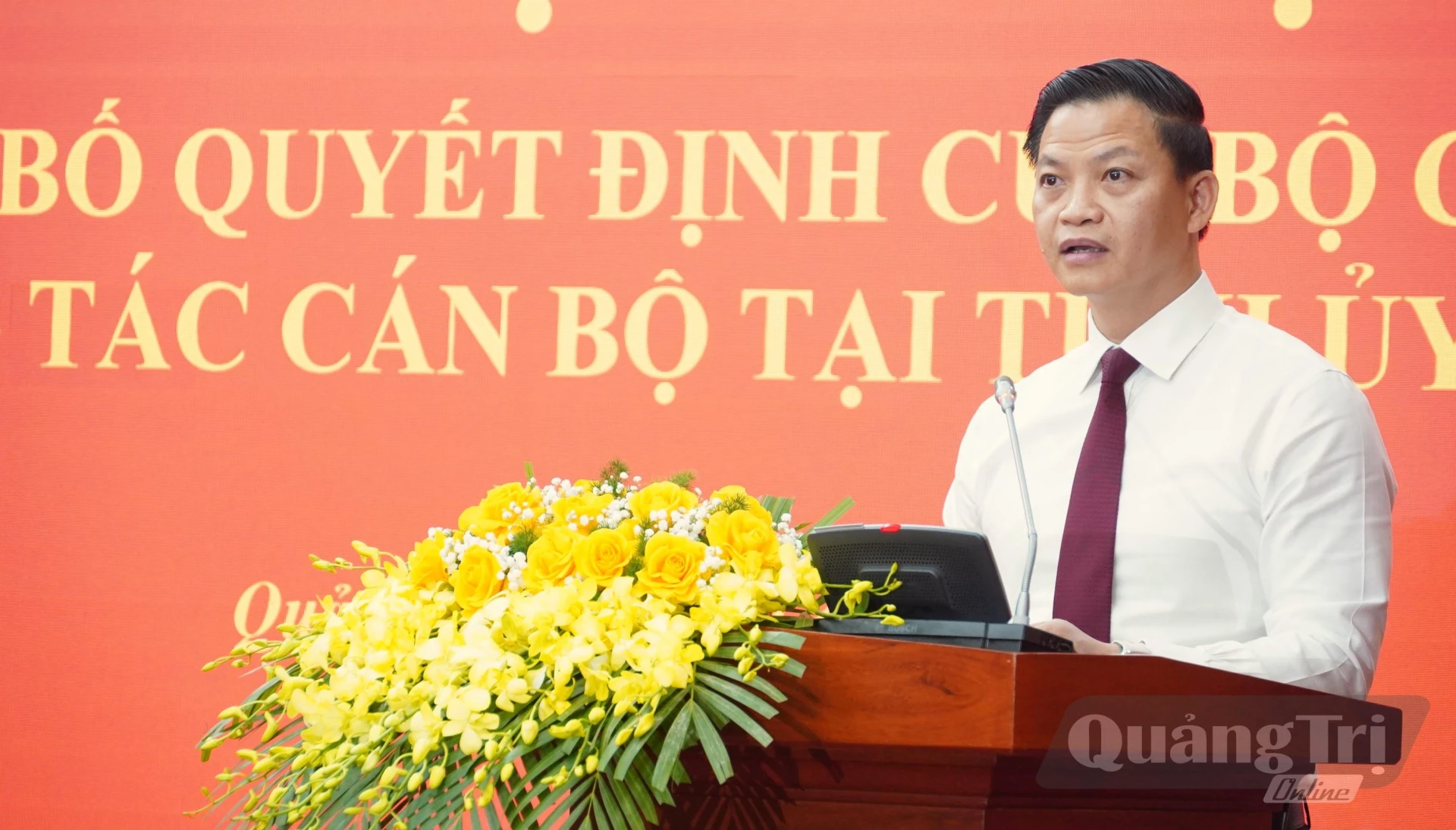 Đồng chí Vương Quốc Tuấn, Bí thư Tỉnh ủy Quảng Trị phát biểu nhận nhiệm vụ - Ảnh: Q.V
