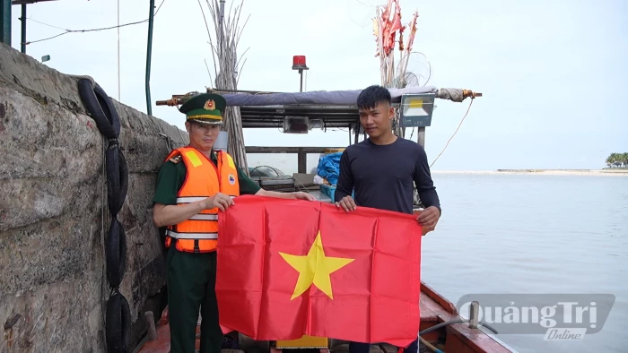 Gắn kết tình quân dân