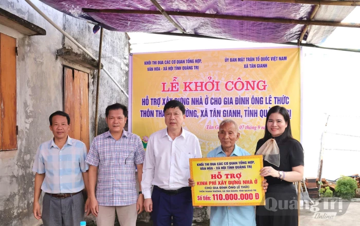 Khởi công xây dựng nhà ở cho hộ gia đình khó khăn tại xã Tân Gianh