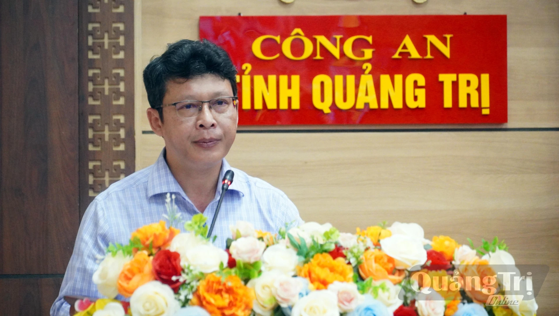 Đại diện lãnh đạo Văn phòng Tỉnh ủy báo cáo kết quả thực hiện nhiệm vụ Cơ quan Thường trực Ban Chỉ đạo - Ảnh: N.M