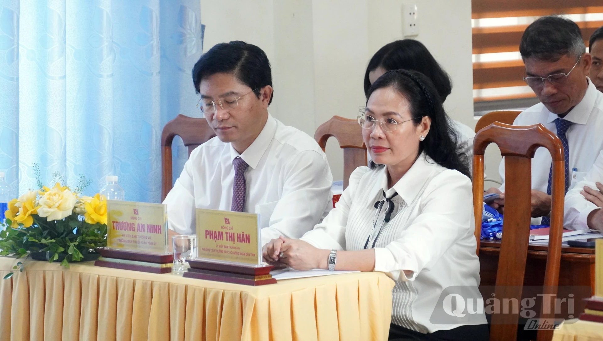 Đại biểu dự buổi lễ - Ảnh: N.M