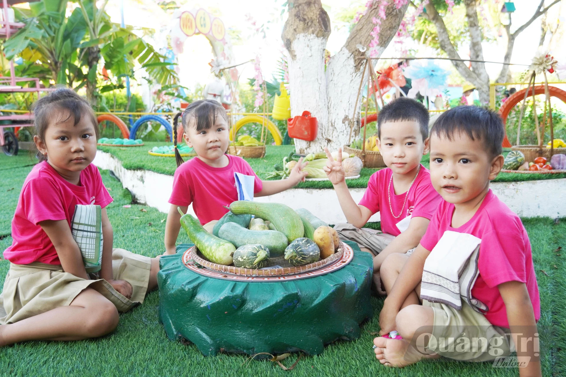 Trường học còn là không gian trải nghiệm của học sinh - Ảnh: Nh.V