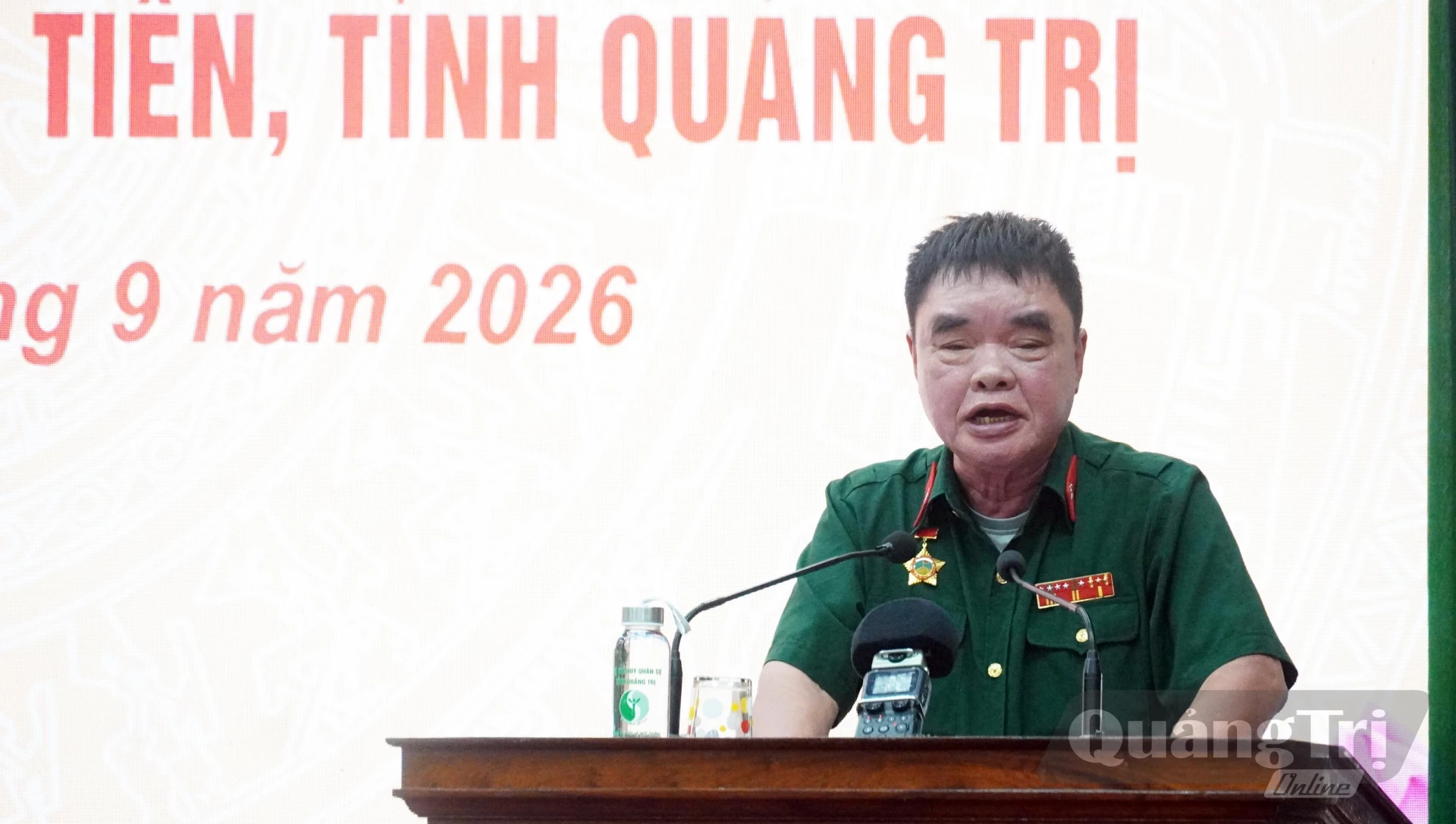 Các đại biểu tham luận tại hội thảo - Ảnh: N.M