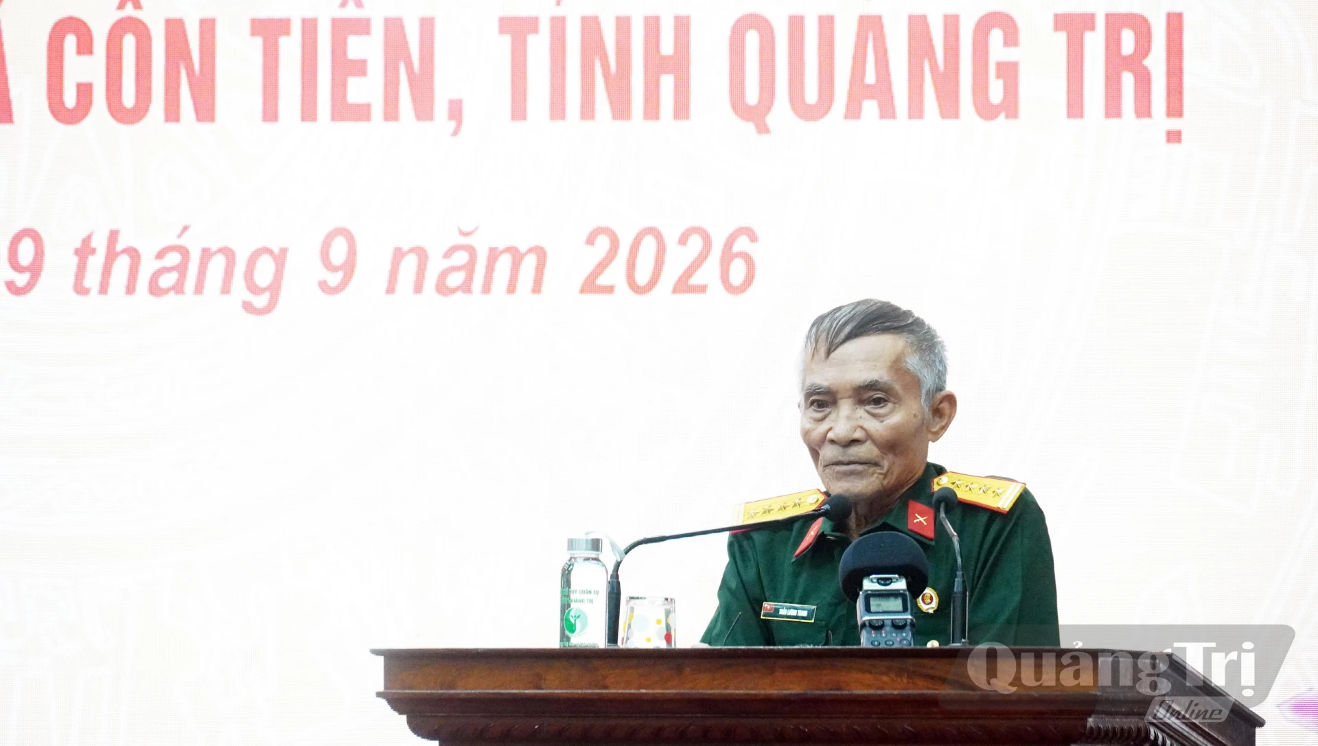 Các đại biểu tham luận tại hội thảo - Ảnh: N.M