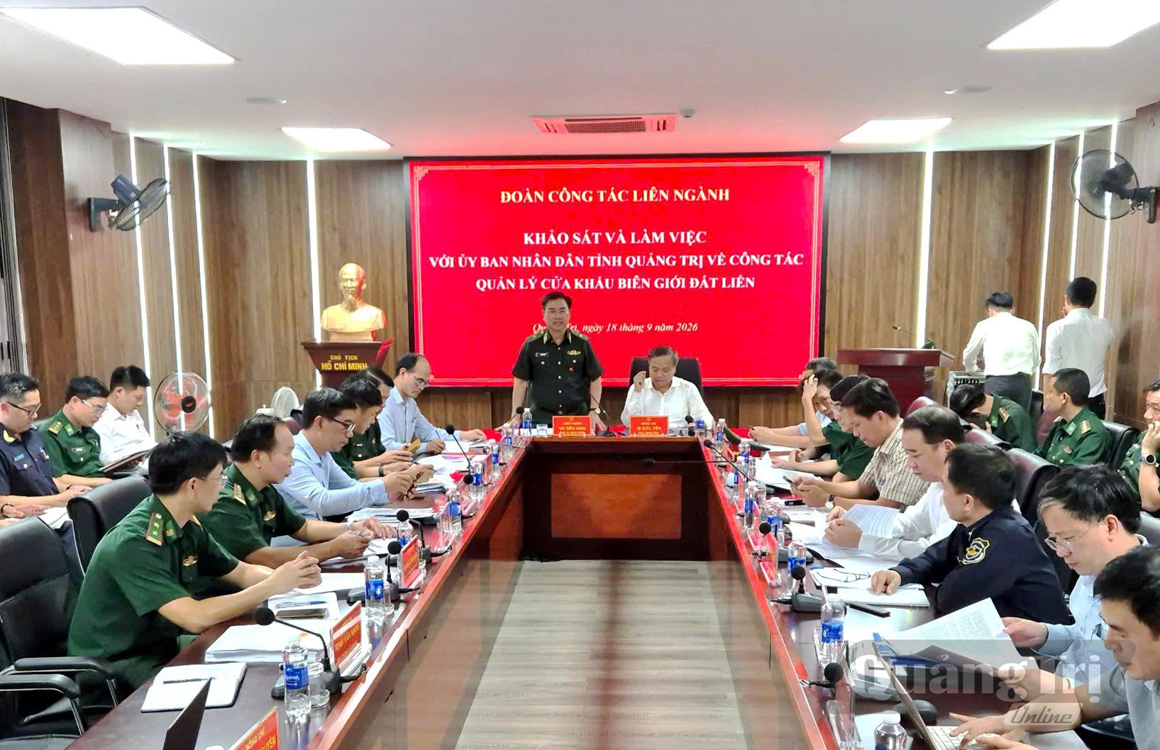 Kết hợp chặt chẽ giữa phát triển kinh tế cửa khẩu với bảo đảm quốc phòng-an ninh