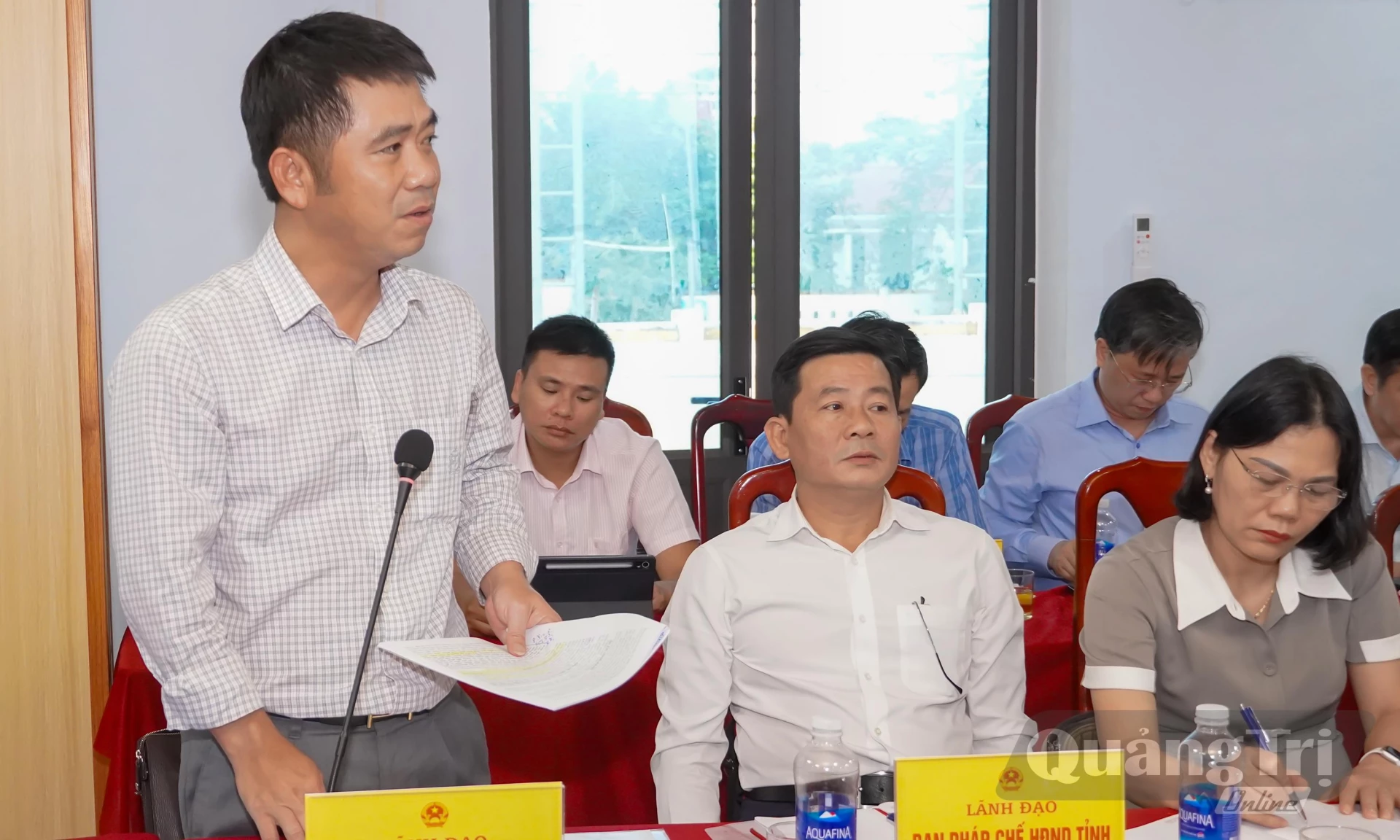 Đại diện lãnh đạo các sở phát biểu tại buổi làm việc - Ảnh: N.H