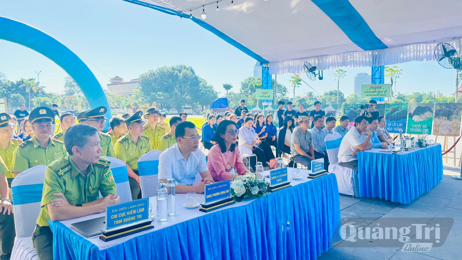 Quảng cảnh buổi lễ triển khai chiến dịch - Ảnh: B.N
