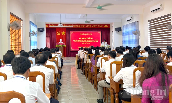 Bồi dưỡng, cập nhật kiến thức cho cán bộ lãnh đạo chủ chốt cấp xã, nhiệm kỳ 2025-2030