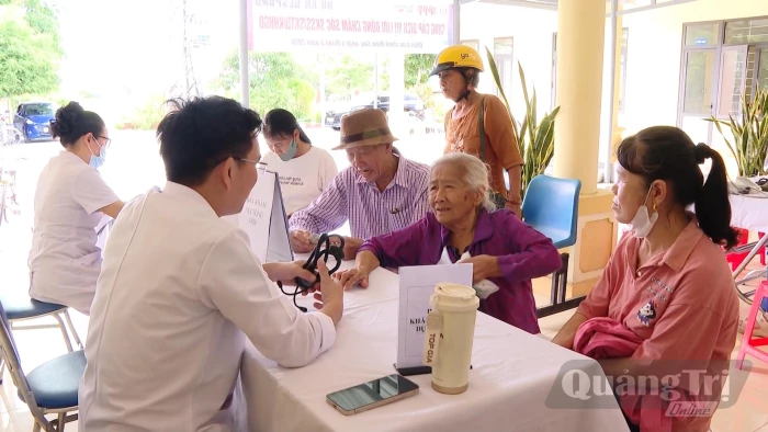 Chắp cánh ước mơ trở thành bác sĩ