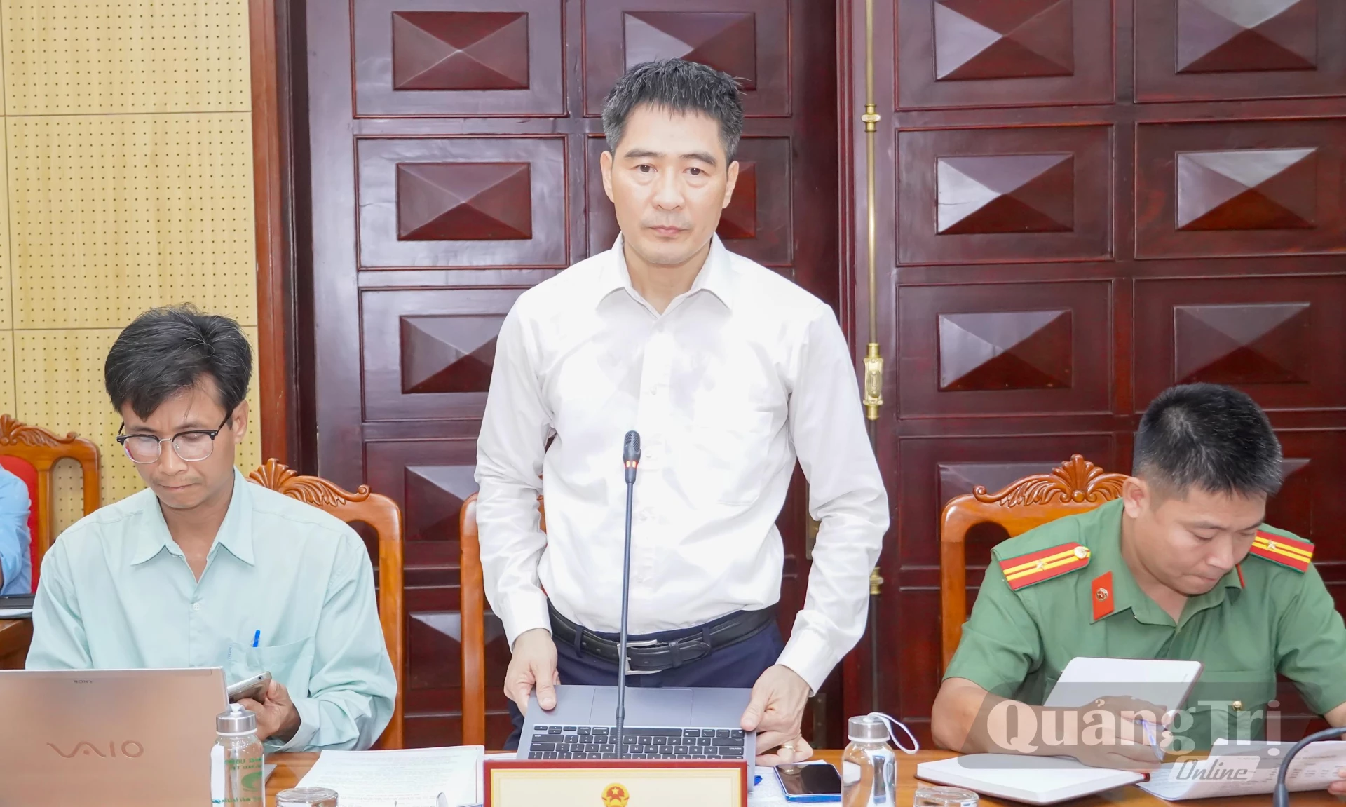 Đồng chí Nguyễn Phong Nhã, Phó Cục trưởng Cục Viễn thông, Phó trưởng đoàn kiểm tra  phát biểu kết luận tại buổi làm việc - Ảnh: N.H