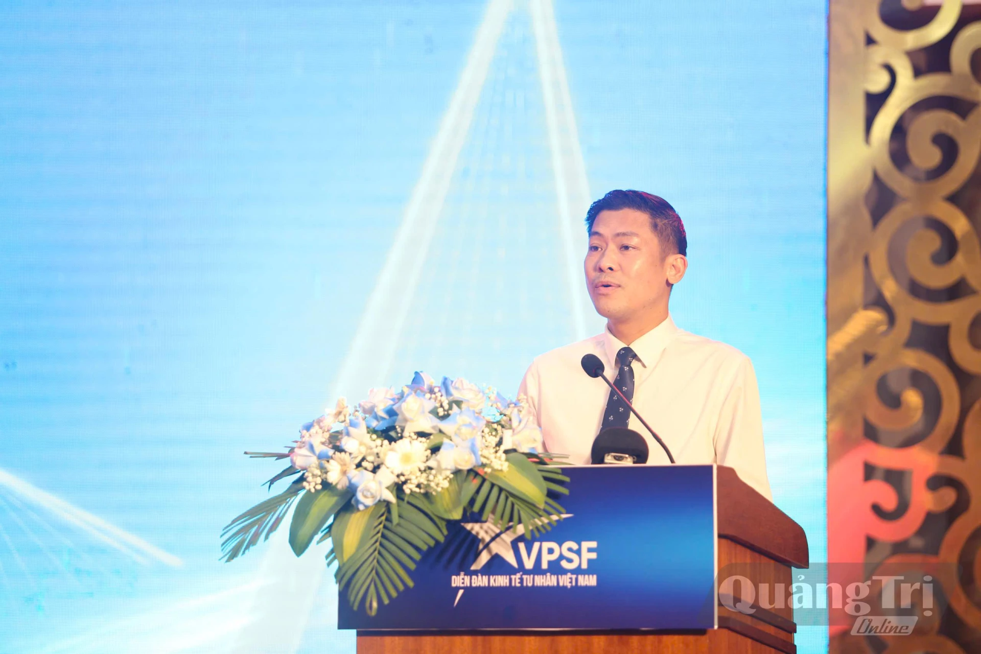 Đại diện lãnh đạo Hội Doanh nhân trẻ Việt Nam phát biểu khai mạc chương trình - Ảnh: M.T