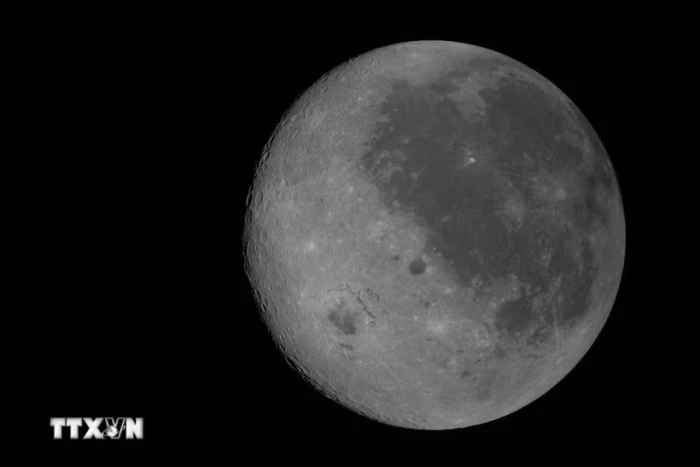 NASA phát hiện dấu tích vụ va chạm hiếm gặp trên Mặt Trăng