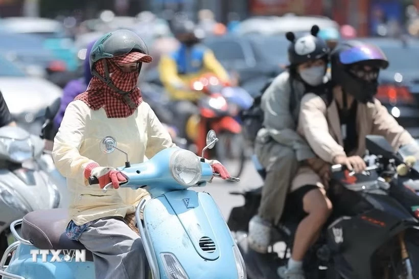Bắc Bộ nhiều nơi nắng nóng. (Ảnh: Minh Quyết/TTXVN)