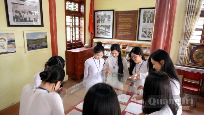 Bài học ngoài trang sách
