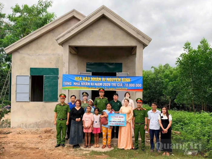 Điểm tựa trong mùa mưa bão