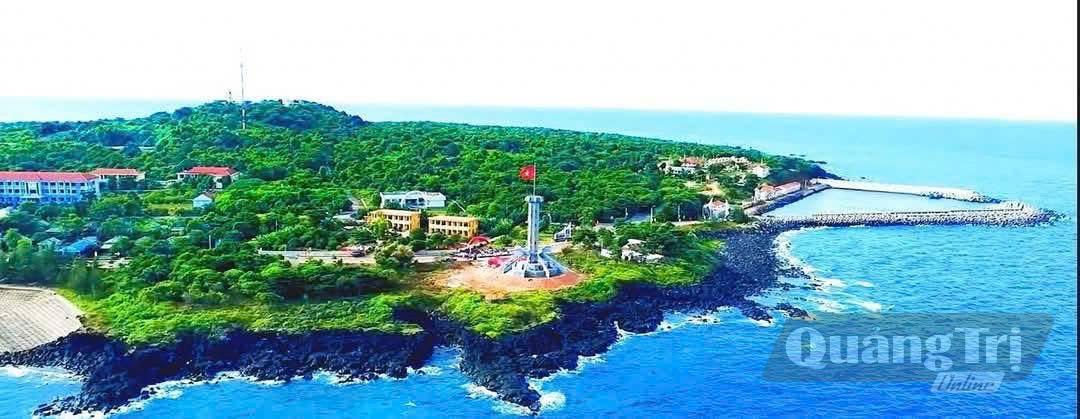 Đảo xanh Cồn Cỏ, nơi nhà thơ Ngô Minh từng đi thực tế và sáng tác - Ảnh: P.X.D