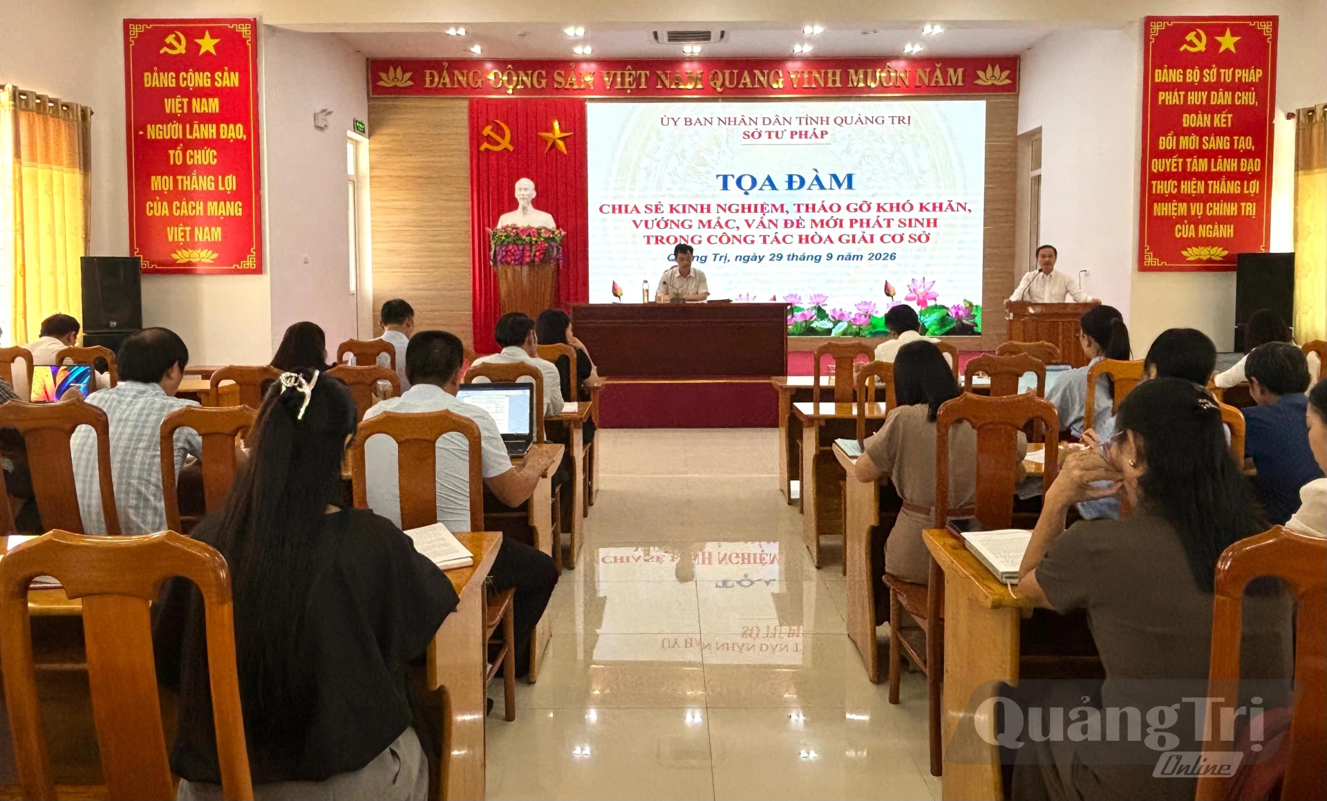 Quang cảnh buổi tọa đàm - Ảnh: K.H