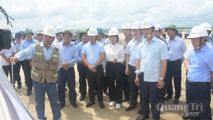 Lãnh đạo tỉnh kiểm tra tiến độ triển khai dự án Cảng hàng không Quảng Trị và các các công trình, dự án trọng điểm