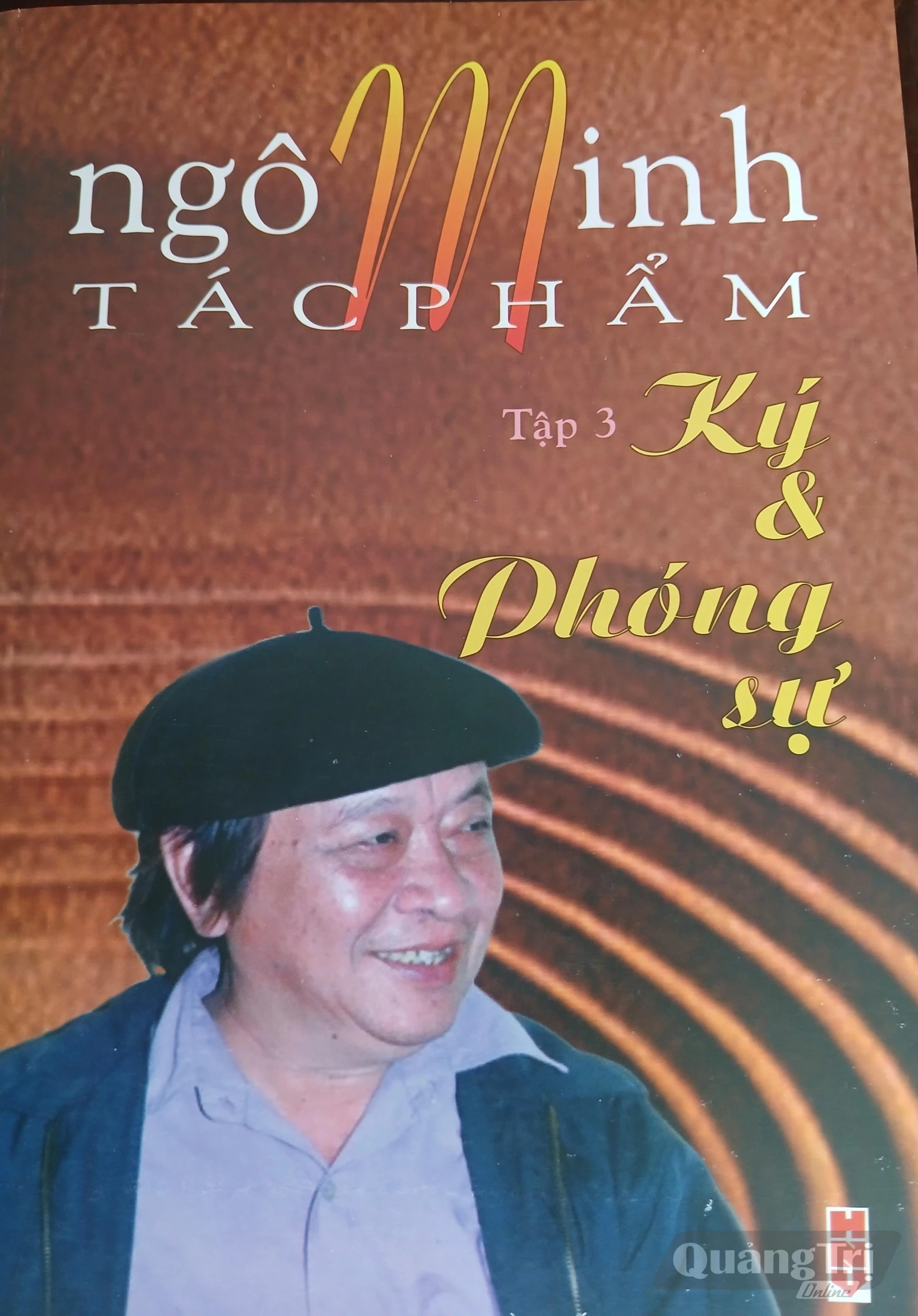 Tập bút ký, phóng sự của nhà thơ, nhà báo Ngô Minh - Ảnh: P.X.D
