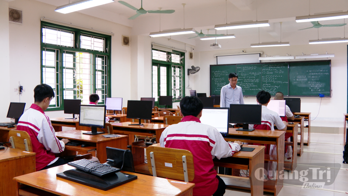 Công nghệ tiếp sức cho học sinh