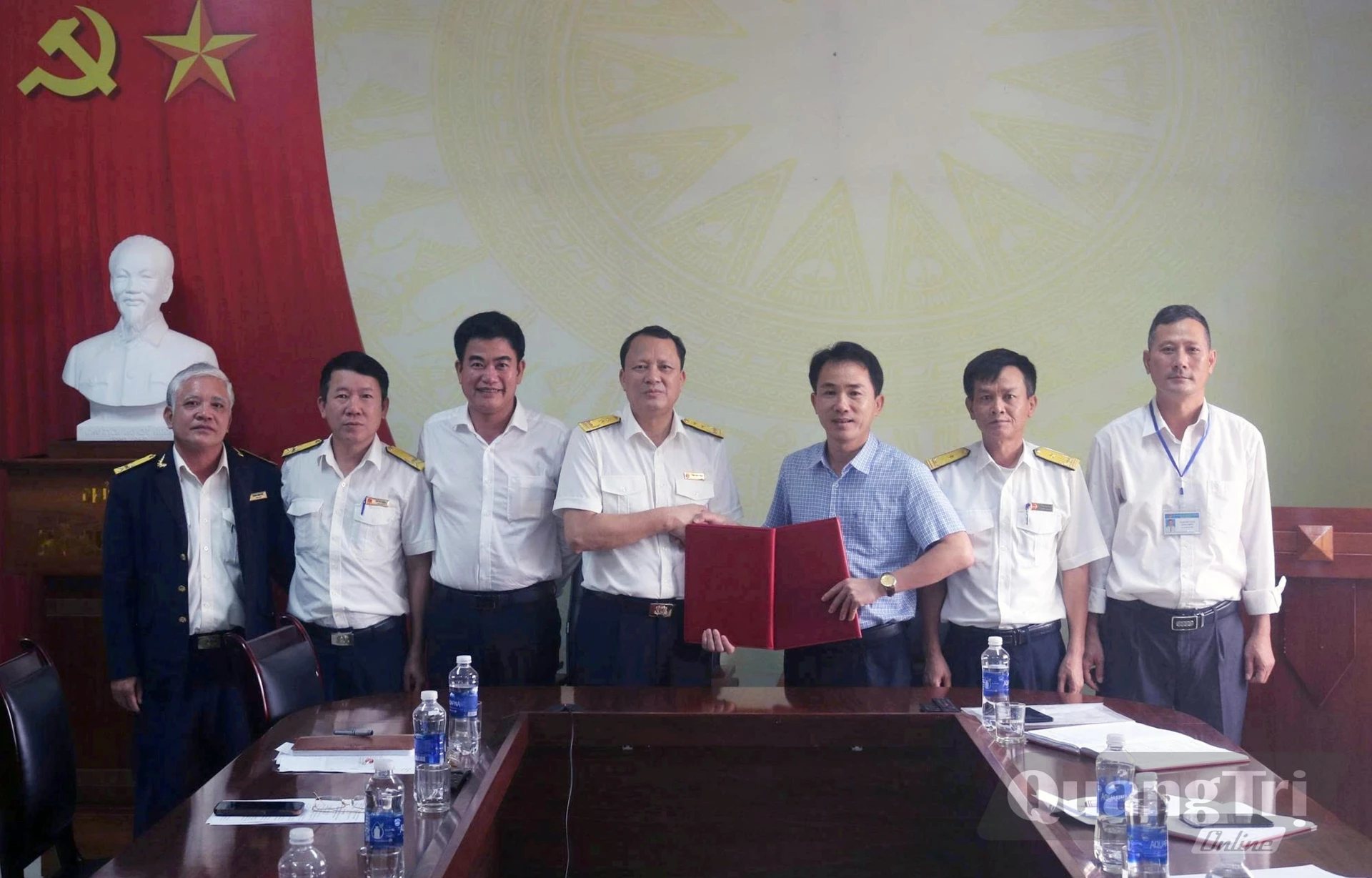 Thuế cơ sở 6 ký kết quy chế phối hợp với các địa phương trong công tác quản lý thu, nộp ngân sách nhà nước trên địa bàn - Ảnh: L.Chi