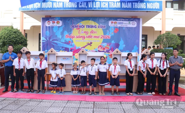 Đêm hội trăng rằm tại xã Trường Sơn
