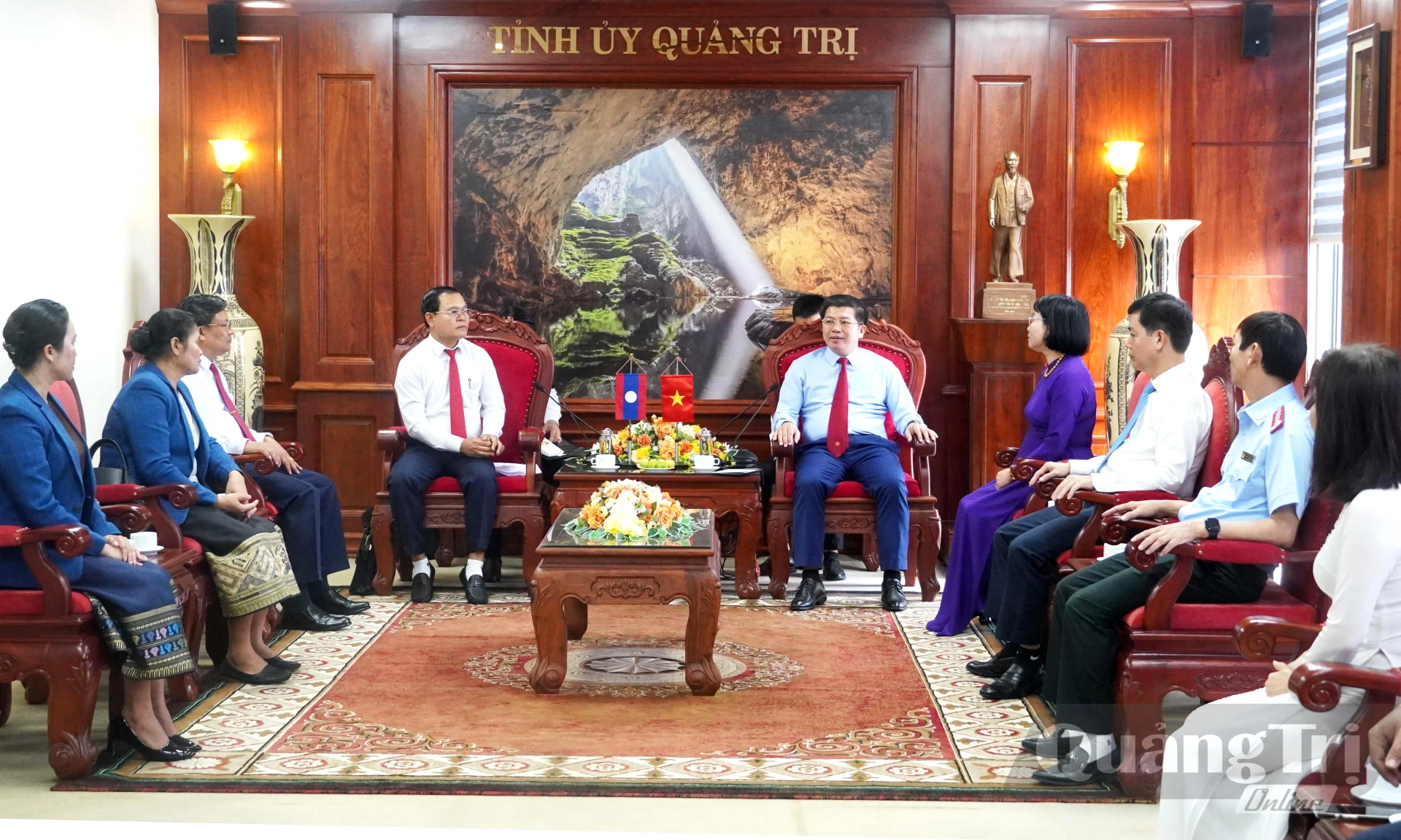 Lãnh đạo tỉnh tiếp xã giao đoàn công tác Ủy ban Kiểm tra, Thanh tra Nhà nước tỉnh Sạ-vẳn-na-khệt