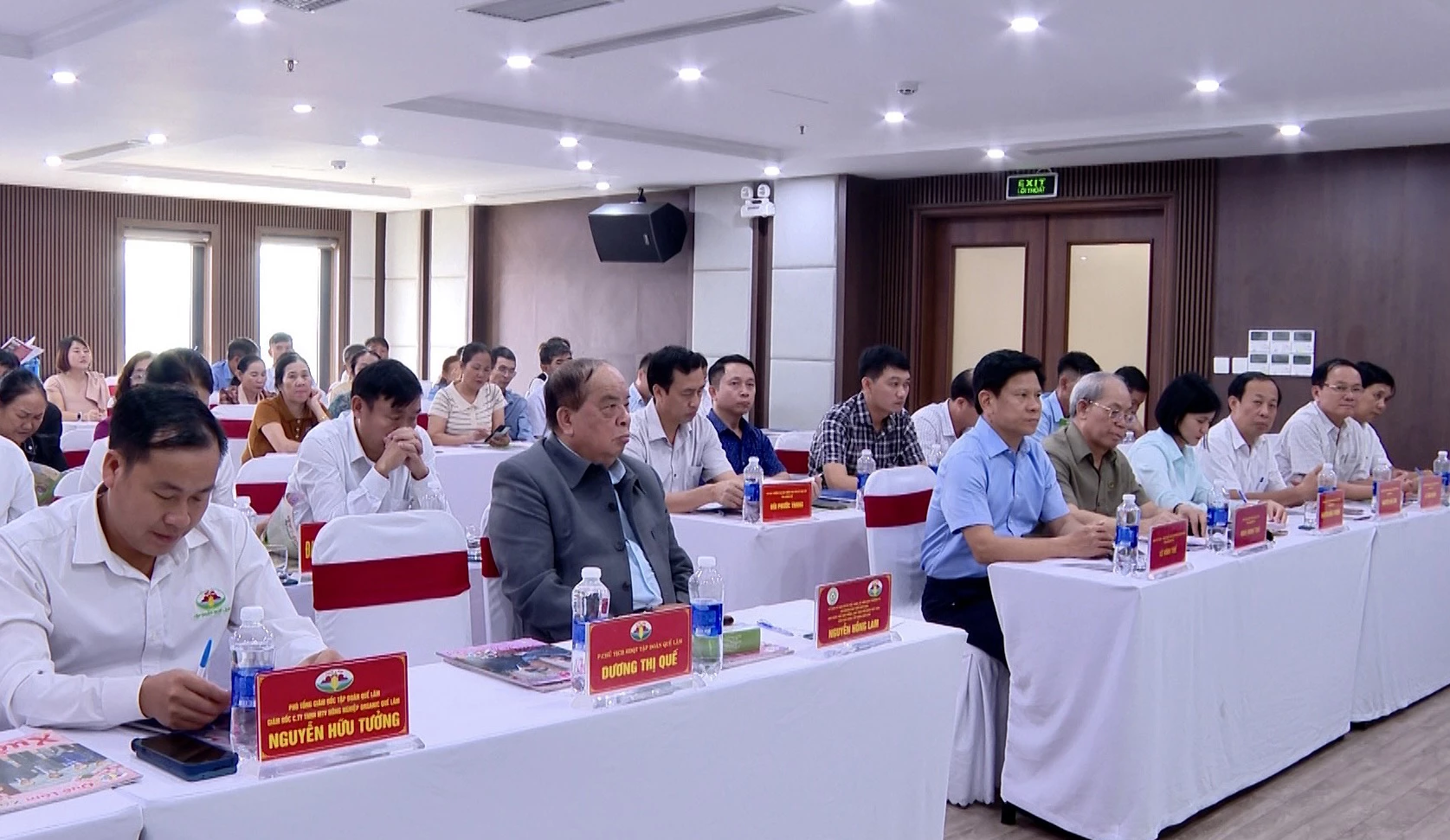 Đại biểu tham dự hội nghị - Ảnh: B.C