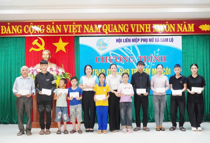 Truyền cảm hứng cho phong trào thi đua của phụ nữ