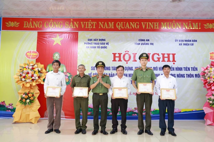 Mô hình bảo vệ an ninh Tổ quốc hiệu quả