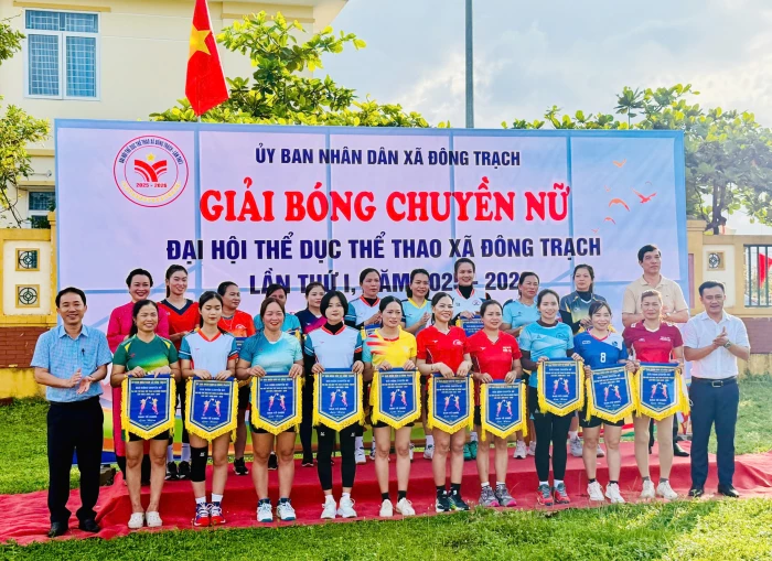 Khai mạc giải bóng chuyền nữ xã Đông Trạch lần I, năm 2025