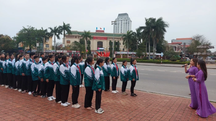 Chung tay xây dựng lối sống đẹp cho học sinh