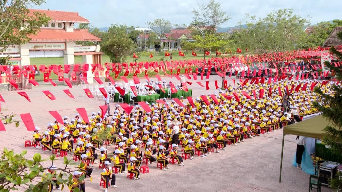 Tuyên truyền bơi an toàn và phòng, chống đuối nước với chủ đề 'Một cú đạp nước-Ngàn bước an toàn'