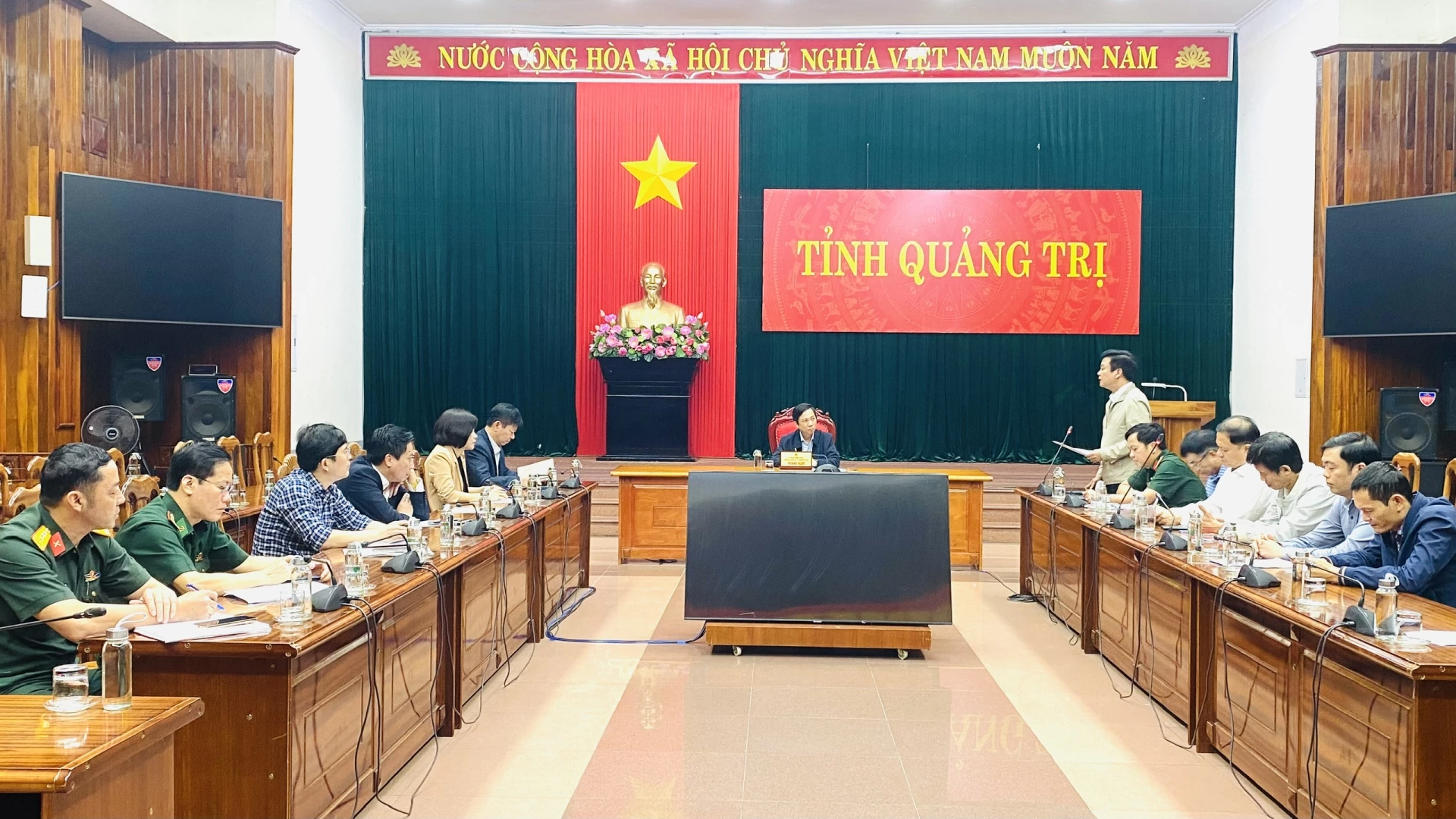 Toàn cảnh cuộc họp - Ảnh: N.L