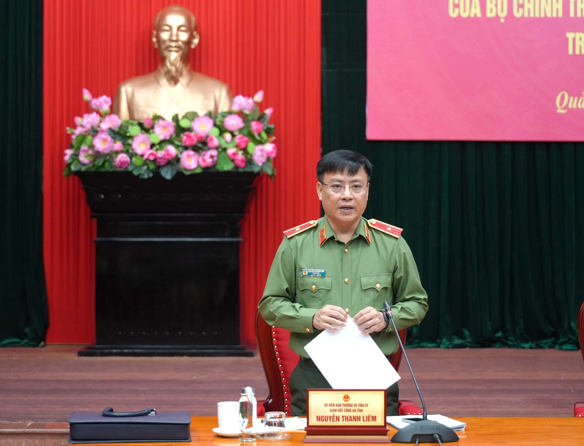 Đồng chí Thiếu tướng Nguyễn Thanh Liêm, Giám đốc Công an tỉnh phát biểu tại hội nghị - Ảnh: Trung Đức