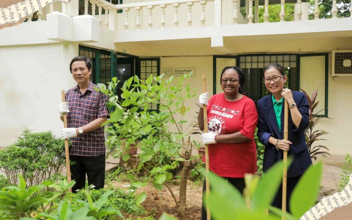 Giám đốc điều hành PeaceTrees Vietnam Claire Yunker: Gieo mầm niềm tin, hy vọng trên mảnh đất chịu nhiều đau thương