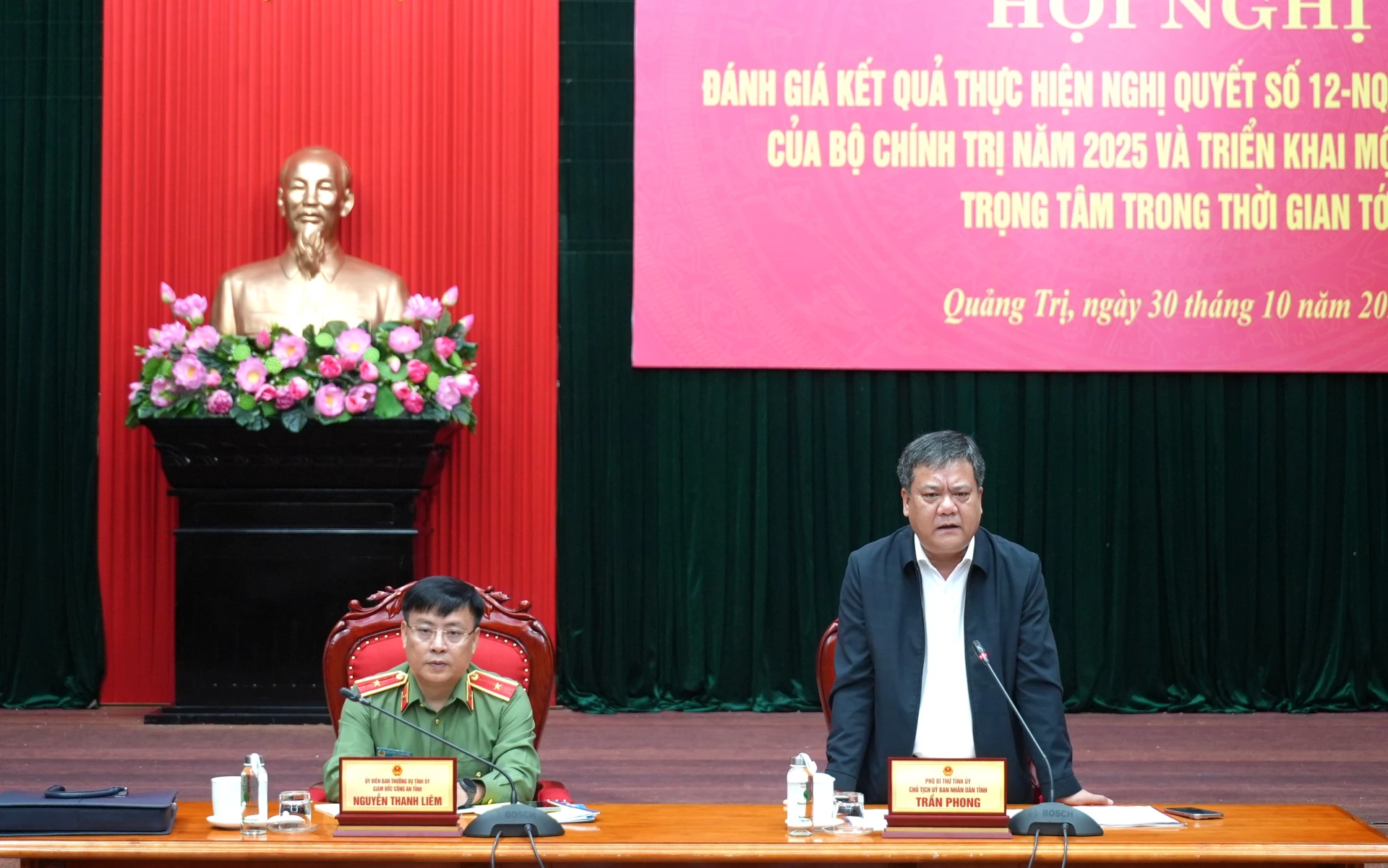 Đồng chí Chủ tịch UBND tỉnh Trần Phong nhấn mạnh một số nhiệm vụ trọng tâm mà Ban Chỉ đạo 411 tỉnh cần tập trung thực hiện trong thời gian tới - Ảnh: Trung Đức